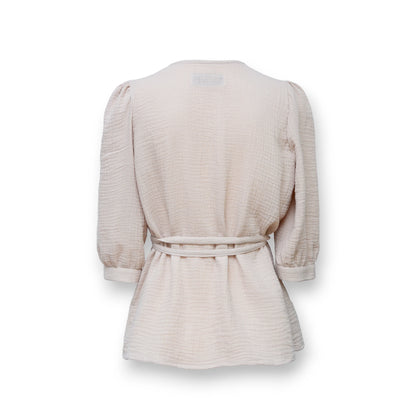 Chemiser cache-coeur en coton à manches mi-longues-Chemise- beige-Blouse-blouse beige-EMDORIA PARIS